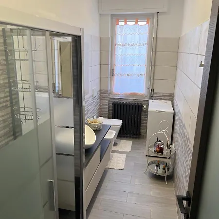 Casa Di Afi, Maggiore 5 Min Perfect For 4 - Kitchen - Parking - Netflix Apartamento *