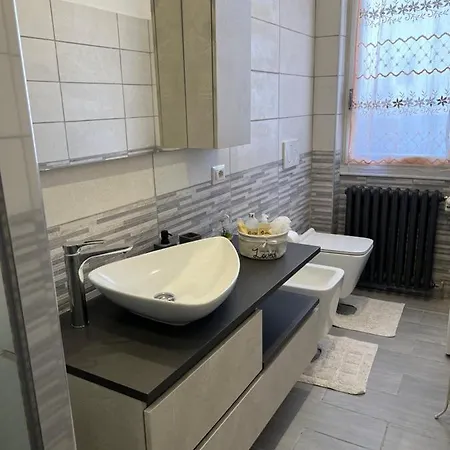 Casa Di Afi, Maggiore 5 Min Perfect For 4 - Kitchen - Parking - Netflix Апартаменты