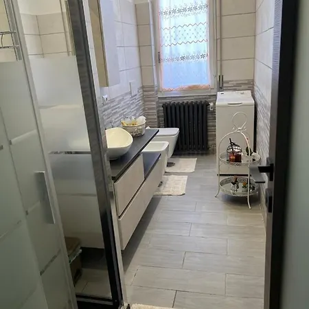 Casa Di Afi, Maggiore 5 Min Perfect For 4 - Kitchen - Parking - Netflix *
