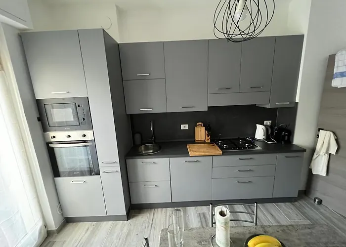 Apartamento Casa Di Afi, Lago Maggiore 5 Min Perfect For 4 - Kitchen - Parking - Netflix *