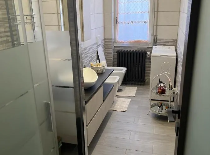 Apartamento Casa Di Afi, Lago Maggiore 5 Min Perfect For 4 - Kitchen - Parking - Netflix