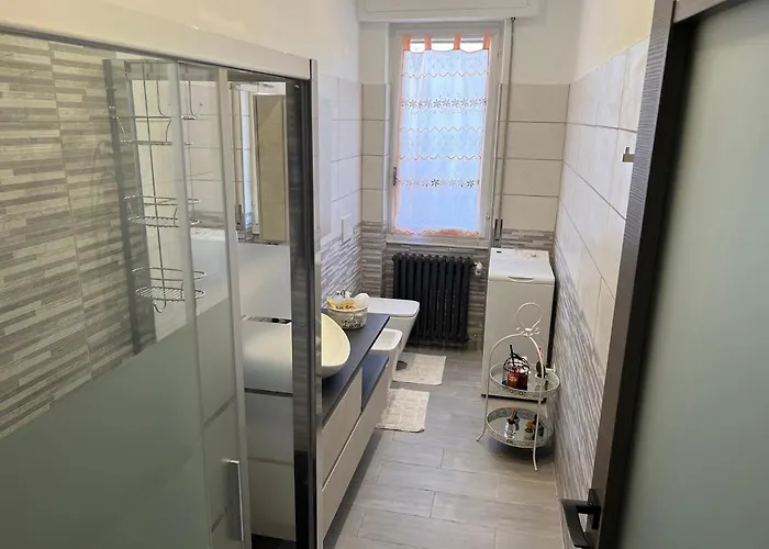 Casa Di Afi, Lago Maggiore 5 Min Perfect For 4 - Kitchen - Parking - Netflix Apartamento *