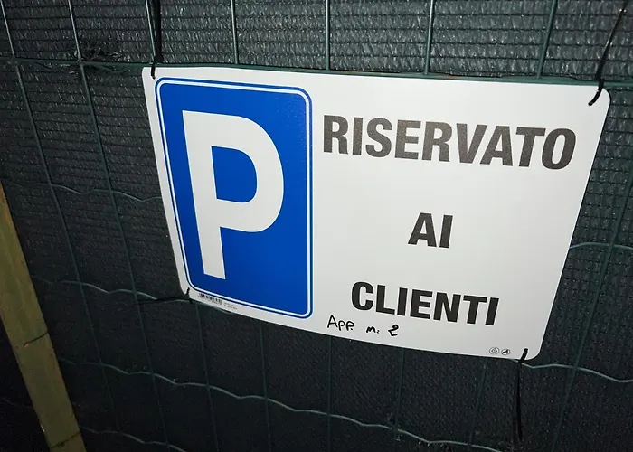 Casa Di Afi, Lago Maggiore 5 Min Perfect For 4 - Kitchen - Parking - Netflix Apartment