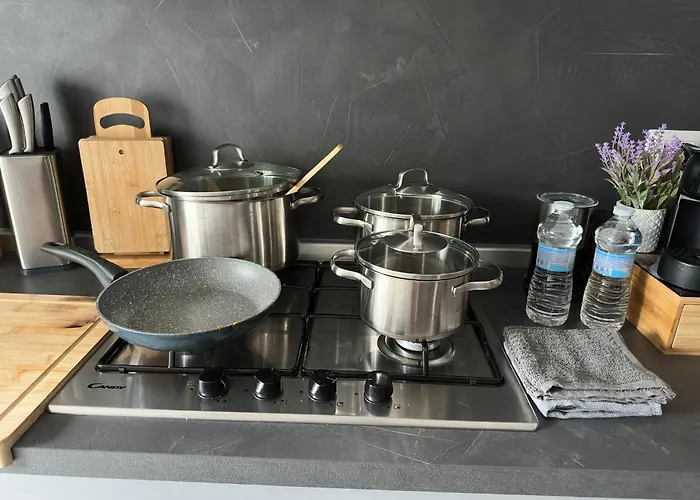 Apartamento Casa Di Afi, Lago Maggiore 5 Min Perfect For 4 - Kitchen - Parking - Netflix *
